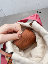 Load image into Gallery viewer, CLE008 Small Woody Basket Bag / 6.7x6.3x6.3inch