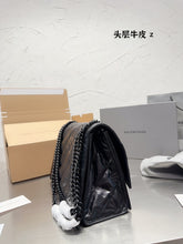 Load image into Gallery viewer, BCG040 Women's Crush Medium Chain Bag Quilted / L12,2 x H7,8 x W2,7 inch