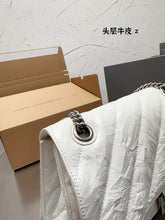 Load image into Gallery viewer, BCG040 Women's Crush Medium Chain Bag Quilted / L12,2 x H7,8 x W2,7 inch