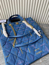 Load image into Gallery viewer, CC550 Shoulder Bag / 15x16.1inch