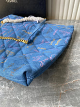 Load image into Gallery viewer, CC550 Shoulder Bag / 15x16.1inch