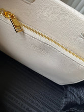 Load image into Gallery viewer, PD152 Small Tote Bag / 9.8x7.9x4.7inch