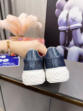 Load image into Gallery viewer, SE916 LB Time Out Sneaker / Size5-11