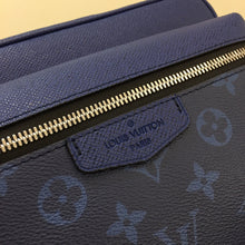 Load image into Gallery viewer, MBG031 Outdoor Messenger / HIGHEST QUALITY VERSION / 10.2 x 7.9 x 4.1 inches