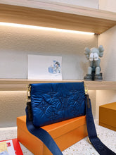 Load image into Gallery viewer, LB713 Maxi Multi Pochette Accessoires / 13.4 x 8.5 x 2 inches