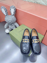 Load image into Gallery viewer, SE972 Women's loafer with Interlocking GG / Size5-9
