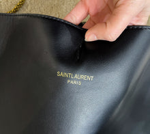 Load image into Gallery viewer, YSK214 Paris Vii Medium Hobo Bag in Leather / 15.7x15.3x0.8inch
