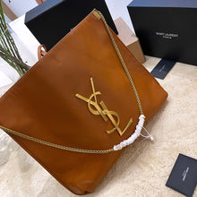 Load image into Gallery viewer, YSK214 Paris Vii Medium Hobo Bag in Leather / 15.7x15.3x0.8inch