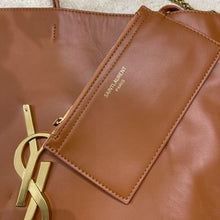 Load image into Gallery viewer, YSK214 Paris Vii Medium Hobo Bag in Leather / 15.7x15.3x0.8inch
