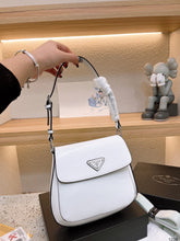 Load image into Gallery viewer, PD188 Cleo Brushed Leather Mini Bag / 5.7x1.2x6.7inch