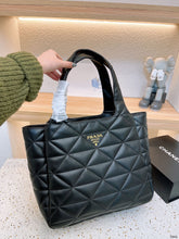 Load image into Gallery viewer, PD186 Medium, Topstitched nappa-leather Tote Bag / 10.6x5.1x12.2inch