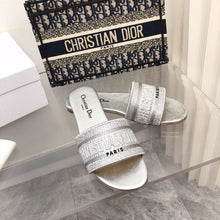 Load image into Gallery viewer, SE846 DR Dway Slippers / Size5-11