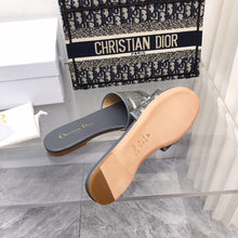 Load image into Gallery viewer, SE849 DR Dway Slippers / Size5-11