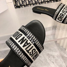 Load image into Gallery viewer, SE850 DR Dway Slippers / Size5-11