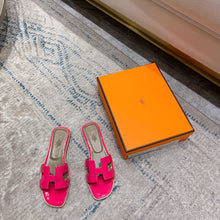 Load image into Gallery viewer, SE874 H Paint Leather Slippers / Size4-11