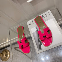 Load image into Gallery viewer, SE874 H Paint Leather Slippers / Size4-11