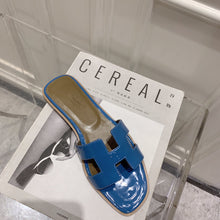 Load image into Gallery viewer, SE875 H Paint Leather Slippers / Size4-11