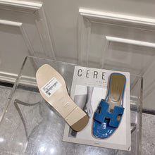 Load image into Gallery viewer, SE875 H Paint Leather Slippers / Size4-11