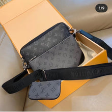 Load image into Gallery viewer, MBG032 Duo Messenger / HIGHEST QUALITY VERSION / 10.2 x 7.3 x 2 inches