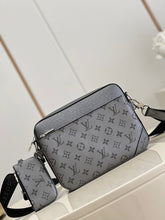 Load image into Gallery viewer, MBG032 Duo Messenger / HIGHEST QUALITY VERSION / 10.2 x 7.3 x 2 inches