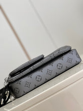 Load image into Gallery viewer, MBG032 Duo Messenger / HIGHEST QUALITY VERSION / 10.2 x 7.3 x 2 inches