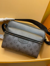 Load image into Gallery viewer, MBG031 Outdoor Messenger / HIGHEST QUALITY VERSION / 10.2 x 7.9 x 4.1 inches