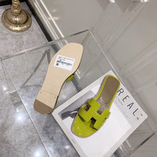 Load image into Gallery viewer, SE876 H Paint Leather Slippers / Size4-11