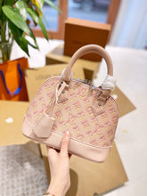 Load image into Gallery viewer, LB721 Alma BB / 9.3 x 6.9 x 4.5 inches