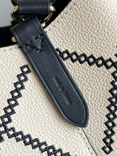 Load image into Gallery viewer, LB655 NéoNoé BB / HIGHEST QUALITY VERSION / 7.9x7.9x5.1inches