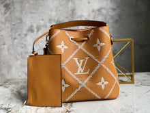 Load image into Gallery viewer, LB653 NéoNoé MM / HIGHEST QUALITY VERSION / 10.2 x 10.2 x 6.9 inches