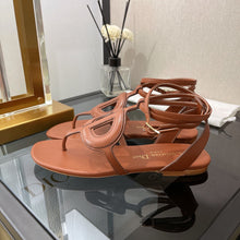 Load image into Gallery viewer, SE843 DR D-Club Sandals / Size4-11
