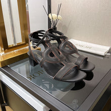 Load image into Gallery viewer, SE844 DR D-Club Sandals / Size4-11