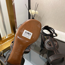 Load image into Gallery viewer, SE844 DR D-Club Sandals / Size4-11
