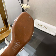 Load image into Gallery viewer, SE845 DR D-Club Sandals / Size4-11