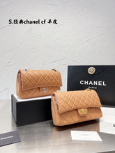 Load image into Gallery viewer, CC650 Classic Handbag / 6 × 9.9 × 2.5 in