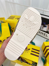 Load image into Gallery viewer, SE977 Adidas x Gucci Women's GG Platform Sandal / Size5-12