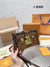 Load image into Gallery viewer, LB728 Petite Malle / 7.9 x 4.9 x 2.4 inches