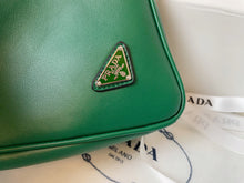 Load image into Gallery viewer, PD166 Triangle Leather Pouch / 10.2x6.3x2inch