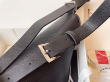 Load image into Gallery viewer, PD169 Triangle Leather Shoulder Bag / 10.2x3.9x5.1inch