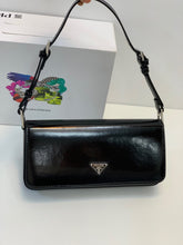Load image into Gallery viewer, PD159 Brushed Leather Femme Bag / 10.2x4.7x1.9inch