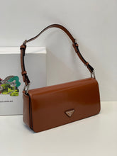 Load image into Gallery viewer, PD160 Brushed Leather Femme Bag / 10.2x4.7x1.9inch