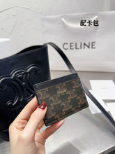 Load image into Gallery viewer, CL095 SMALL BUCKET CUIR TRIOMPHE (Gift with Card Holder)
