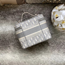 Load image into Gallery viewer, DR248 DiorTravel Vanity Case / 9.5 x 6.5 x 5.5 inches