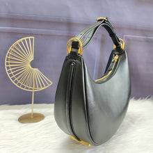 Load image into Gallery viewer, FF133 Fendigraphy Small Leather Bag / 11.4x9.4x3.9inch