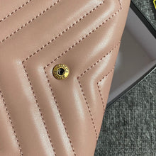 Load image into Gallery viewer, GC432 GG Marmont matelassé mini bag / 8"W x 5"H x 2.5"D