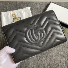 Load image into Gallery viewer, GC434 GG Marmont matelassé mini bag / 8"W x 5"H x 2.5"D