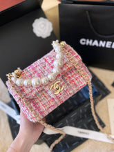 Load image into Gallery viewer, CC654 Small Pearl Handbag / 8.6x5.7x2.4inch