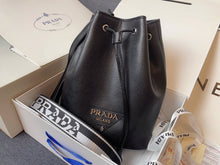 Load image into Gallery viewer, PD176 Leather bucket bag / 7.9x9.8x5.5inch