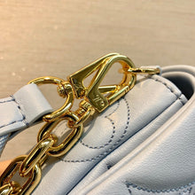 Load image into Gallery viewer, LB665 Wallet on Strap Bubblegram / HIGHEST QUALITY VERSION / 7.9 x 4.7 x 2.4 inches