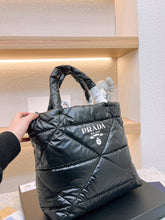 Load image into Gallery viewer, PD183 Padded Nappa Tote Bag / 13.7x13x4.4inch